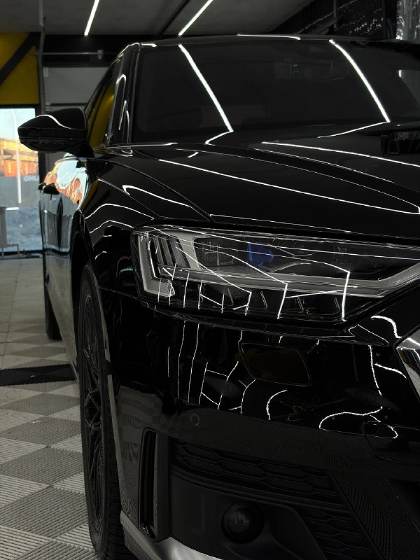 Audi A8 — Полировка, керамика, защитная плёнка и химчистка